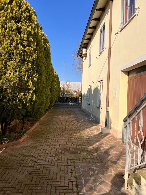 appartamento in vendita a Soliera in zona Limidi