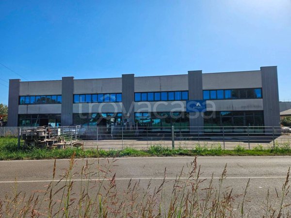 locale commerciale in vendita a Soliera
