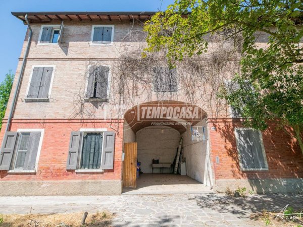 casa indipendente in vendita a Soliera in zona Limidi