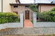 casa indipendente in vendita a Soliera