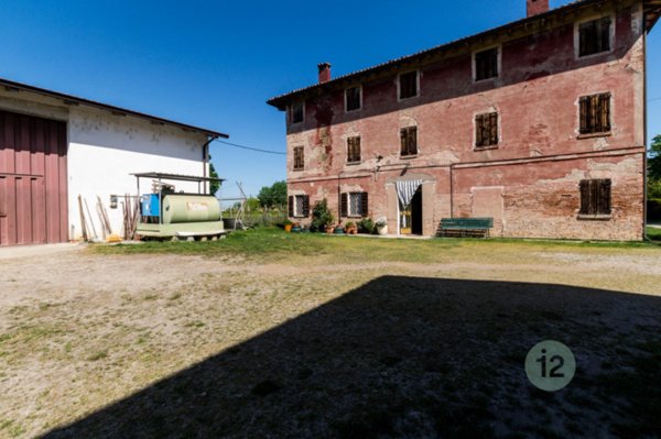 casa indipendente in vendita a Soliera in zona Sozzigalli