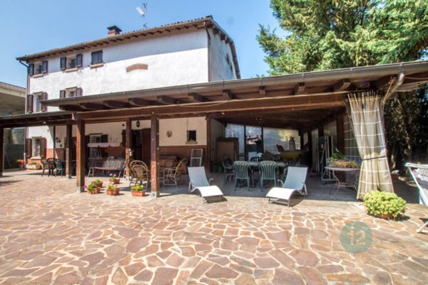 casa indipendente in vendita a Soliera in zona Limidi