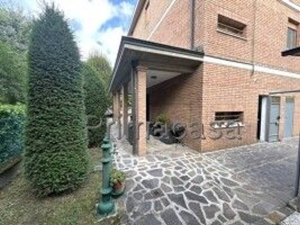 casa indipendente in vendita a Soliera