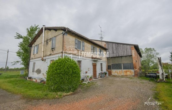 casale in vendita a Soliera in zona Limidi