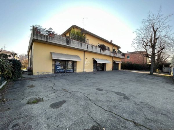 negozio in vendita a Spilamberto