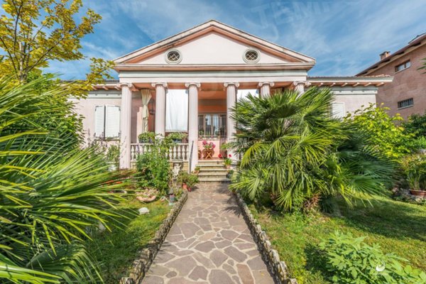 casa indipendente in vendita a Spilamberto