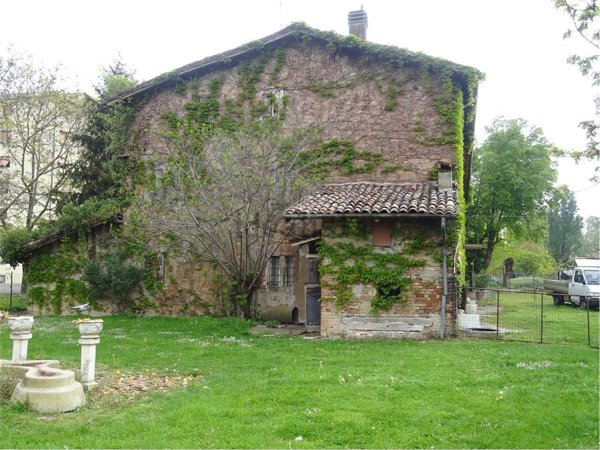 casale in vendita a Spilamberto