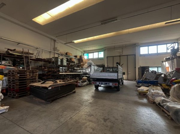 capannone in vendita a Spilamberto