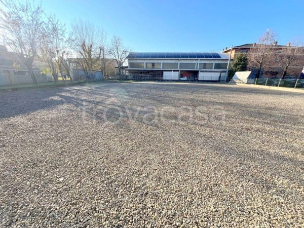 locale commerciale in vendita a Spilamberto