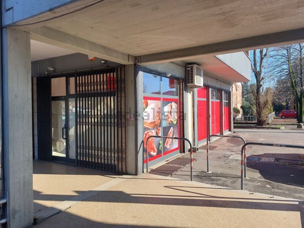 negozio in vendita a Spilamberto