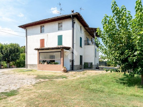 casa indipendente in vendita a Vignola