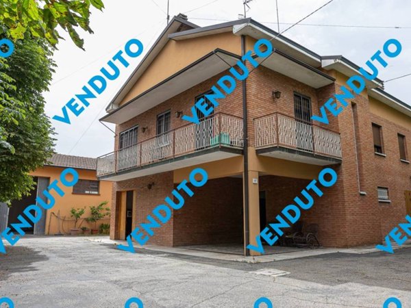 casa indipendente in vendita a Vignola