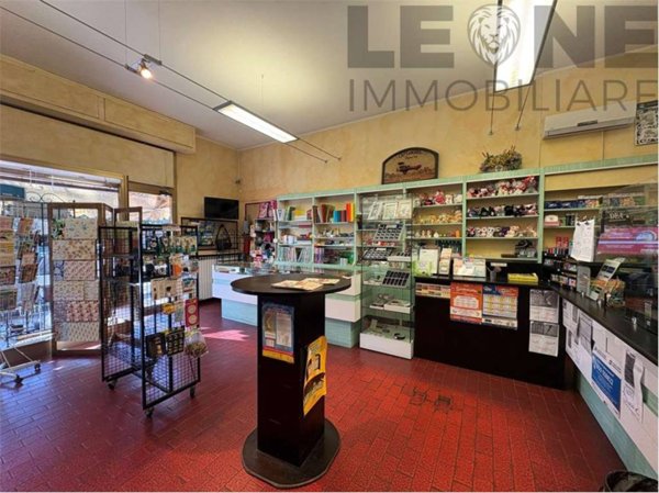 negozio in vendita a Vignola