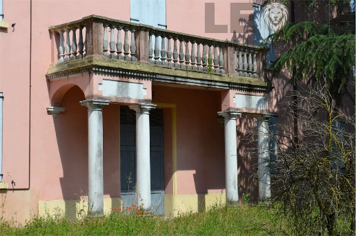casa indipendente in vendita a Vignola