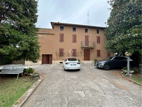 casa indipendente in vendita a Vignola
