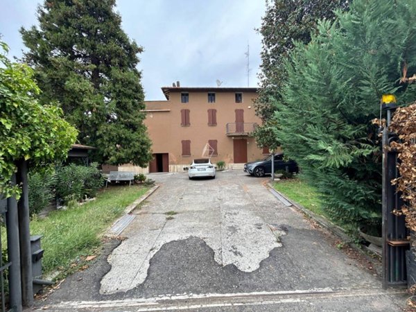 casa indipendente in vendita a Vignola