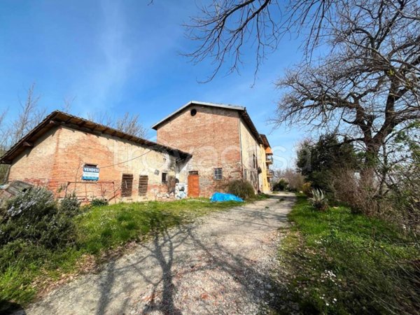 casa indipendente in vendita a Vignola in zona Campiglio