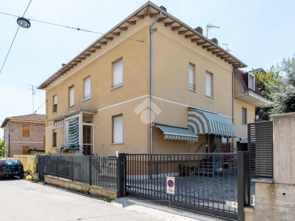 casa indipendente in vendita a Vignola