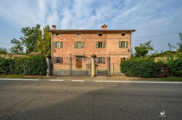 casa indipendente in vendita a Vignola
