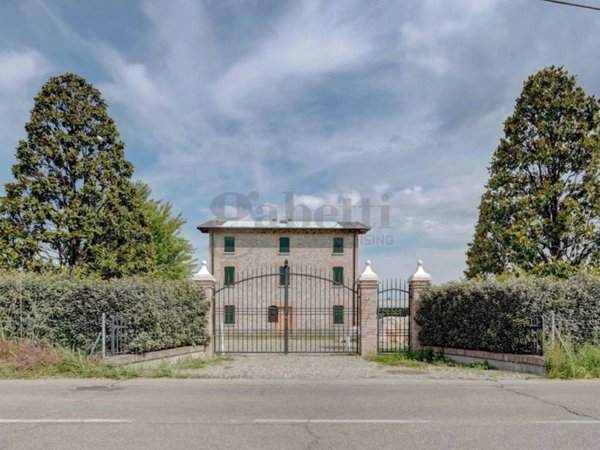 casa indipendente in vendita a Vignola