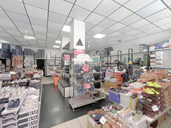 ufficio in vendita a Vignola