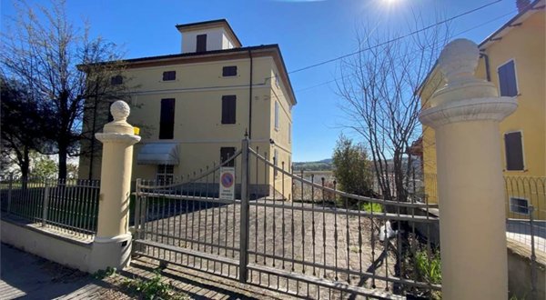 casa indipendente in vendita a Vignola
