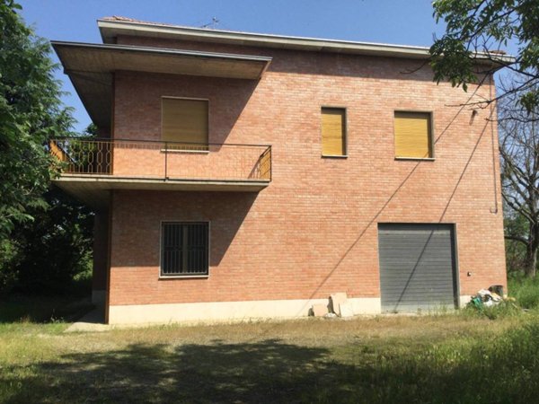 casa indipendente in vendita a Vignola