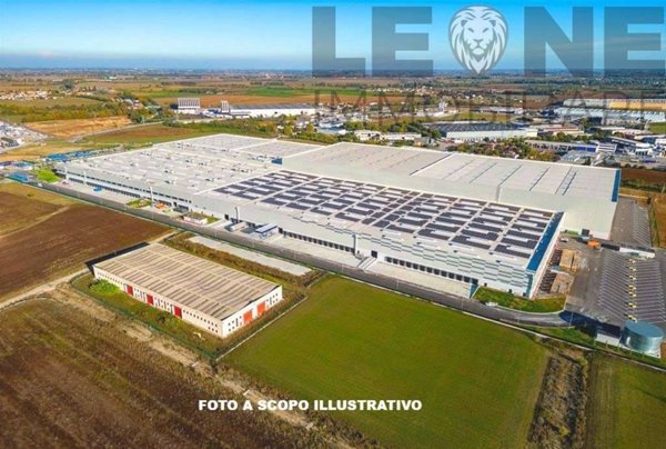 locale commerciale in vendita a Vignola in zona Bettolino
