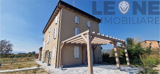 casa indipendente in vendita a Vignola