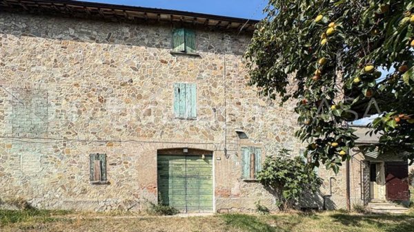 casa indipendente in vendita a Vignola