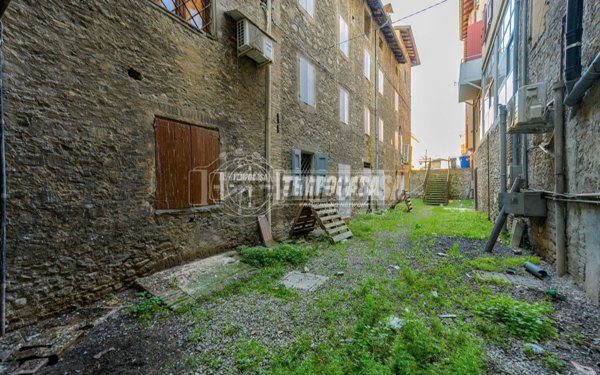 casa indipendente in vendita a Vignola in zona Pratomaggiore