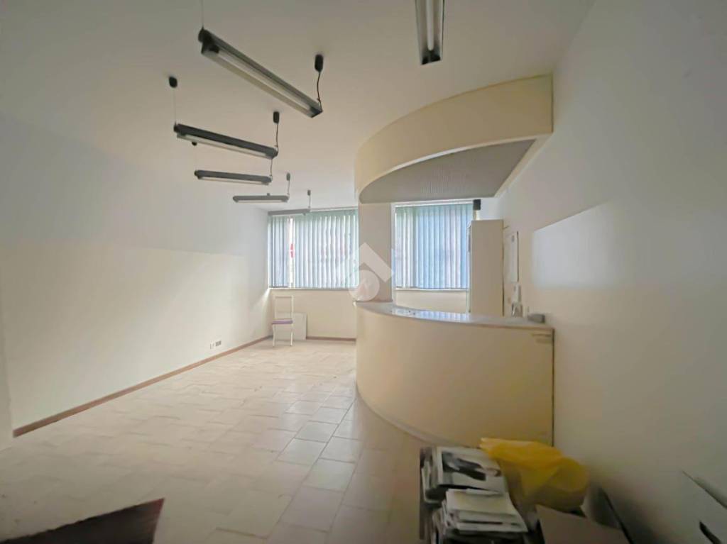 ufficio in vendita a Vignola