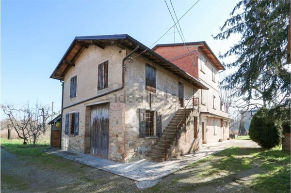 casale in vendita a Vignola