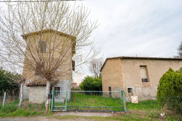 casale in vendita a Vignola