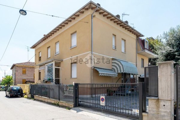 casa indipendente in vendita a Vignola