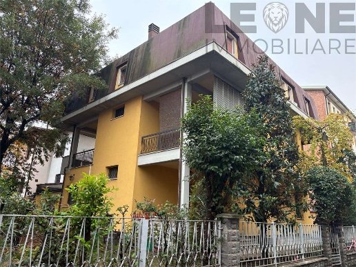 casa indipendente in vendita a Vignola