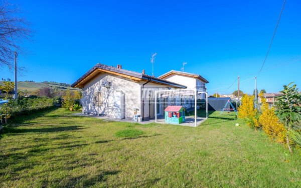 casa indipendente in vendita a Vignola