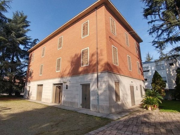 casa semindipendente in vendita a Vignola