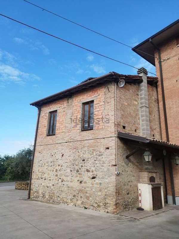 casa indipendente in vendita a Vignola