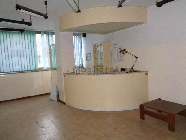 ufficio in vendita a Vignola