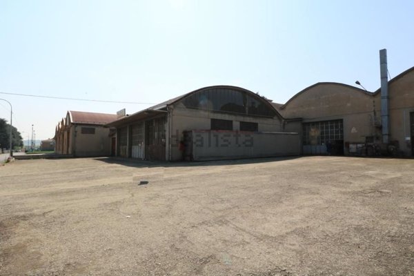 capannone in vendita a Vignola