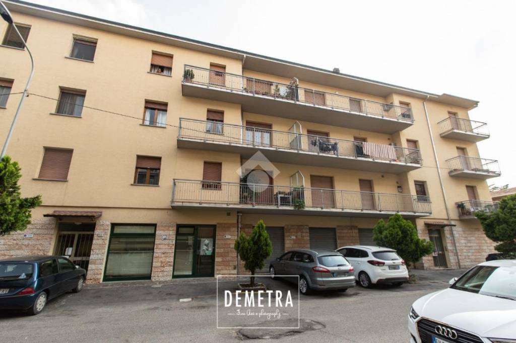 appartamento in vendita a Vignola in zona Pratomaggiore