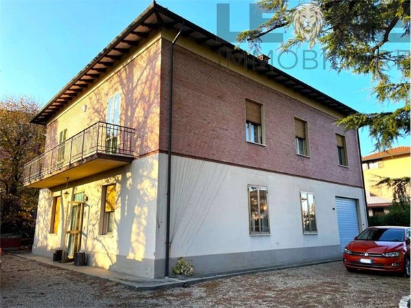 casa indipendente in vendita a Vignola