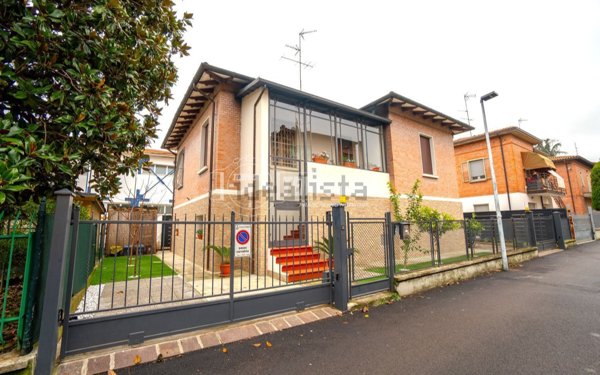 casa indipendente in vendita a Vignola