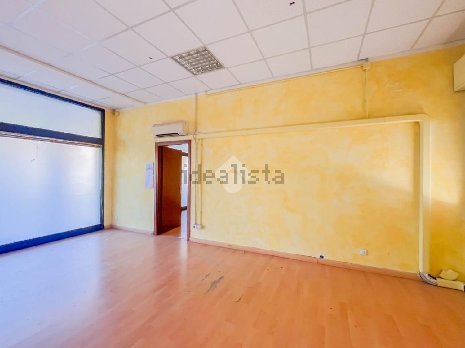 negozio in vendita a Vignola