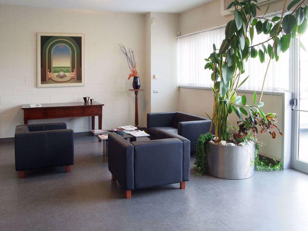 ufficio in vendita a Vignola