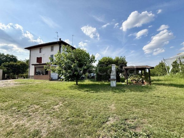 casa indipendente in vendita a Vignola