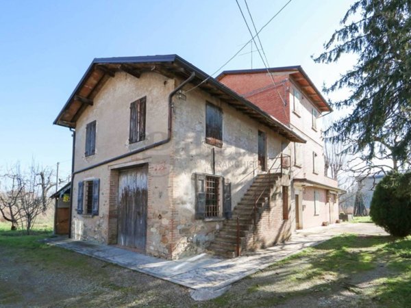 casa indipendente in vendita a Vignola