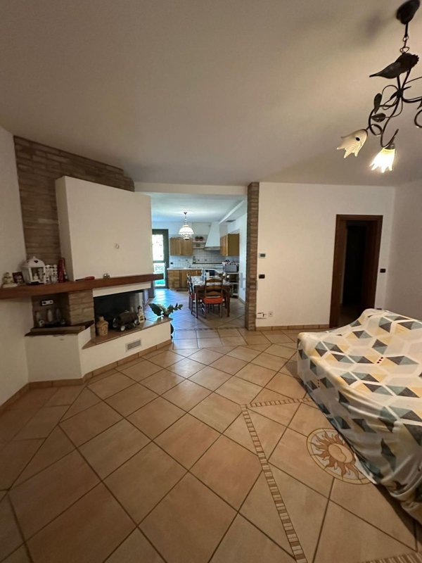 appartamento in vendita a Vignola in zona Bettolino