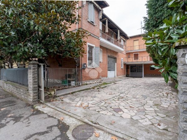 casa indipendente in vendita a Vignola